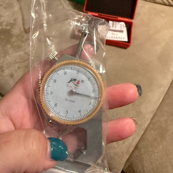 Brand new thickness gauge - Picture 4 of 8